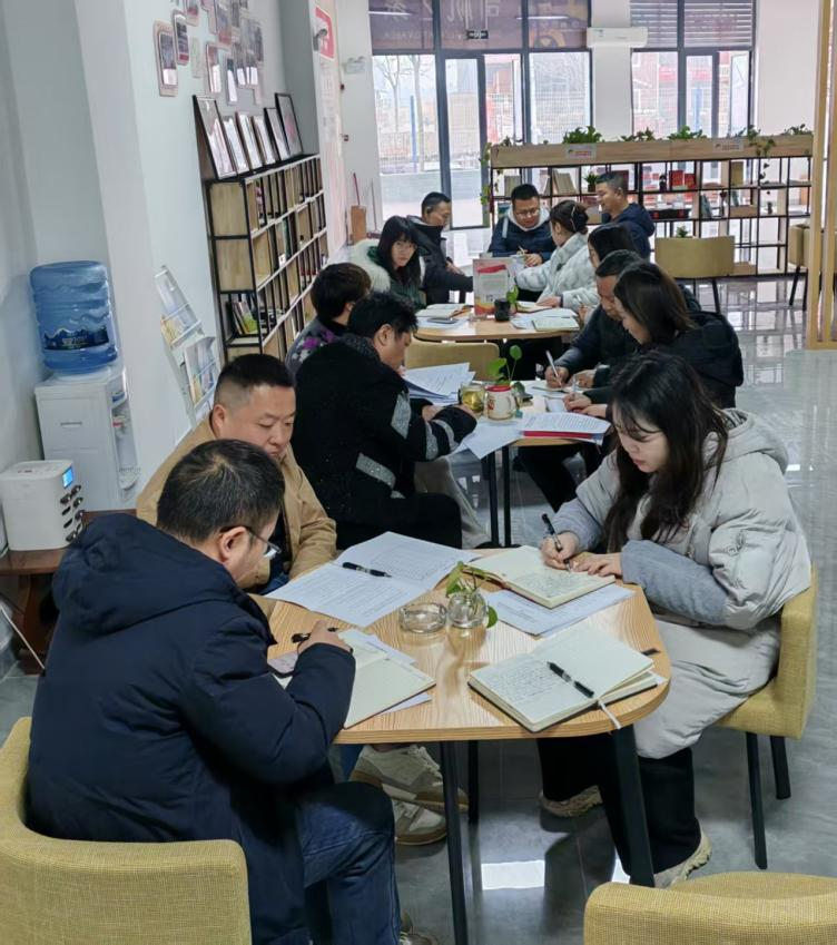 【支部動態(tài)】認(rèn)真查擺問題整改 激發(fā)支部黨建新活力